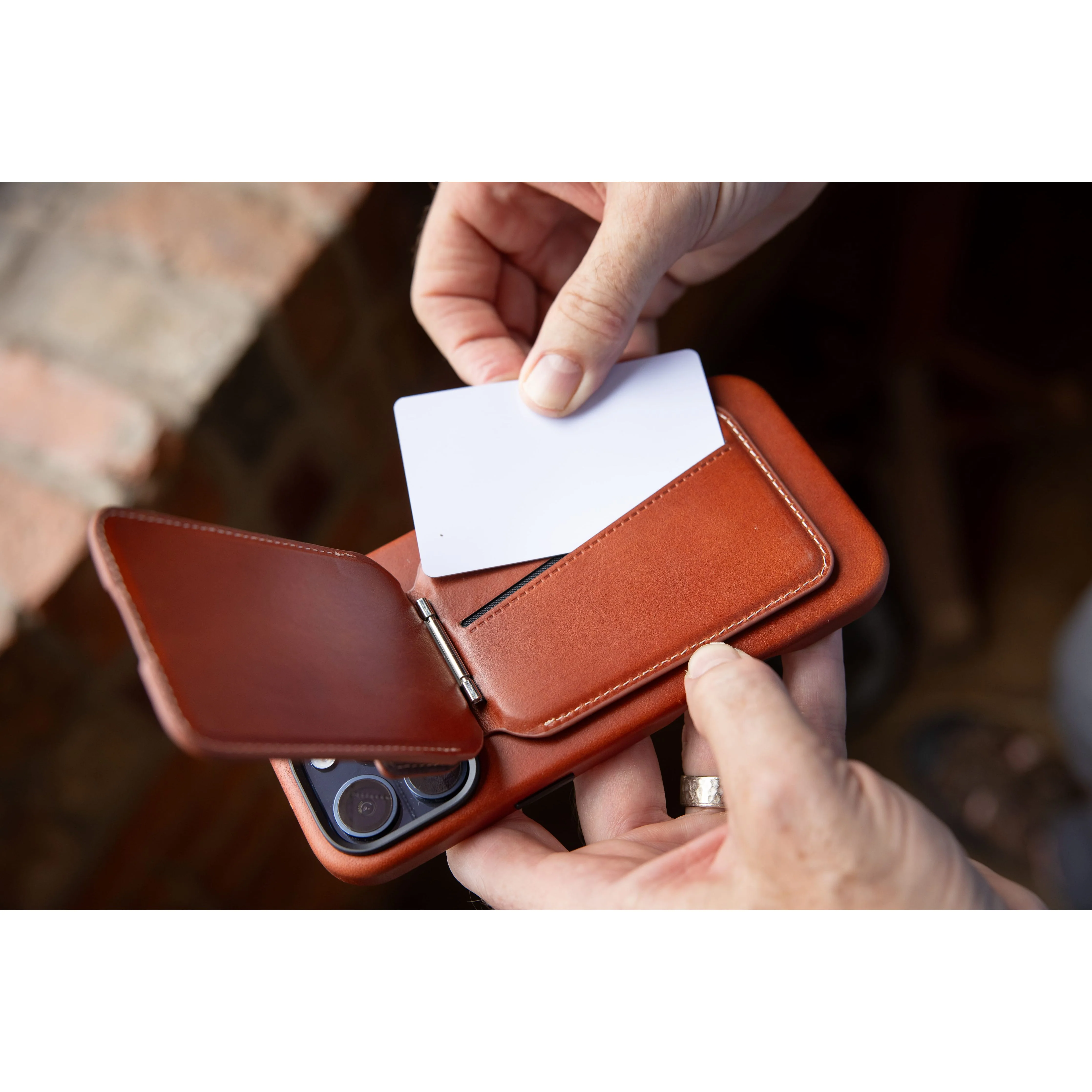 Leather iPhone 15 Pro Case Value Bundle - Image 3
