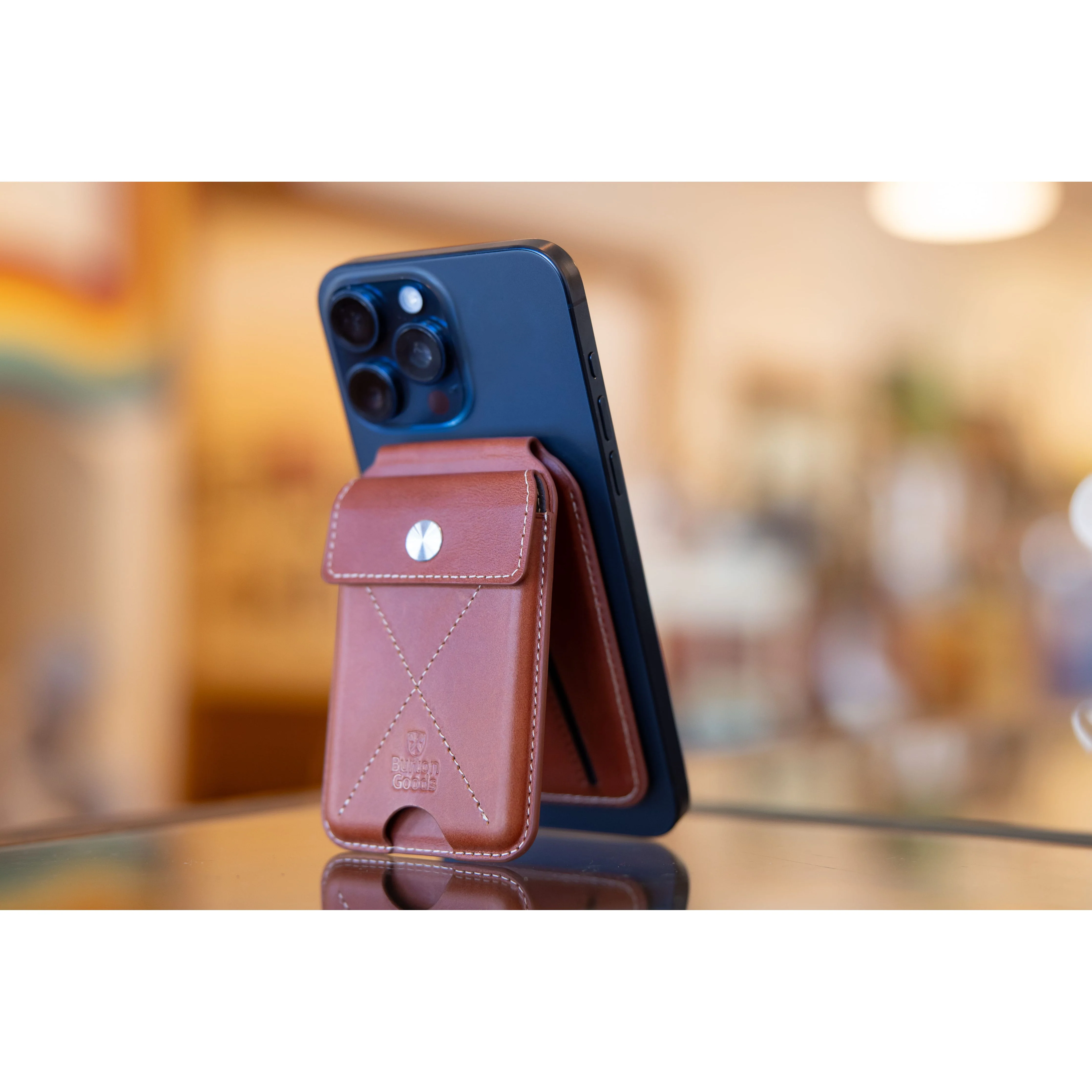 Leather iPhone 15 Pro Case Value Bundle - Image 8