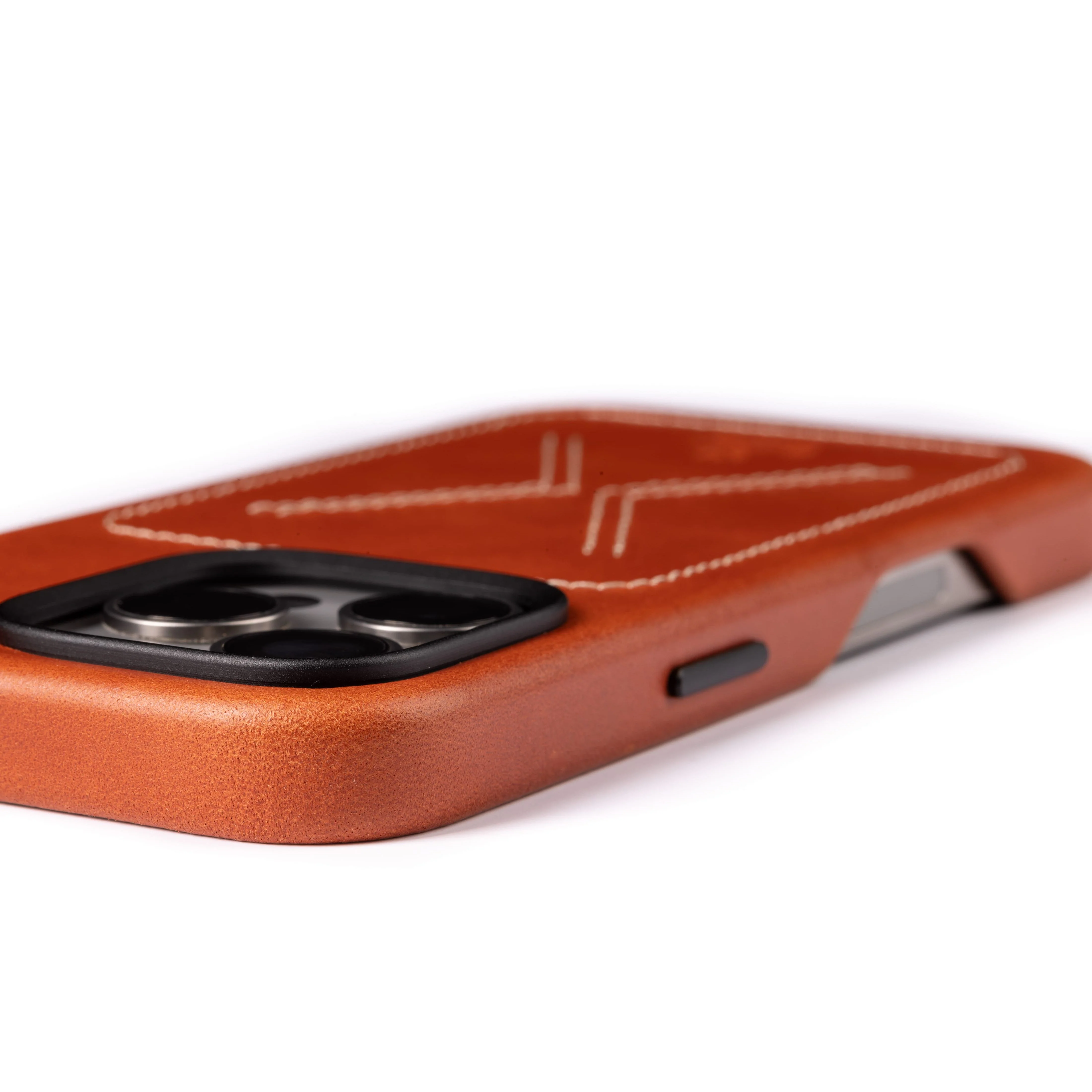 Heritage Leather Case For iPhone 16 Pro - Image 10