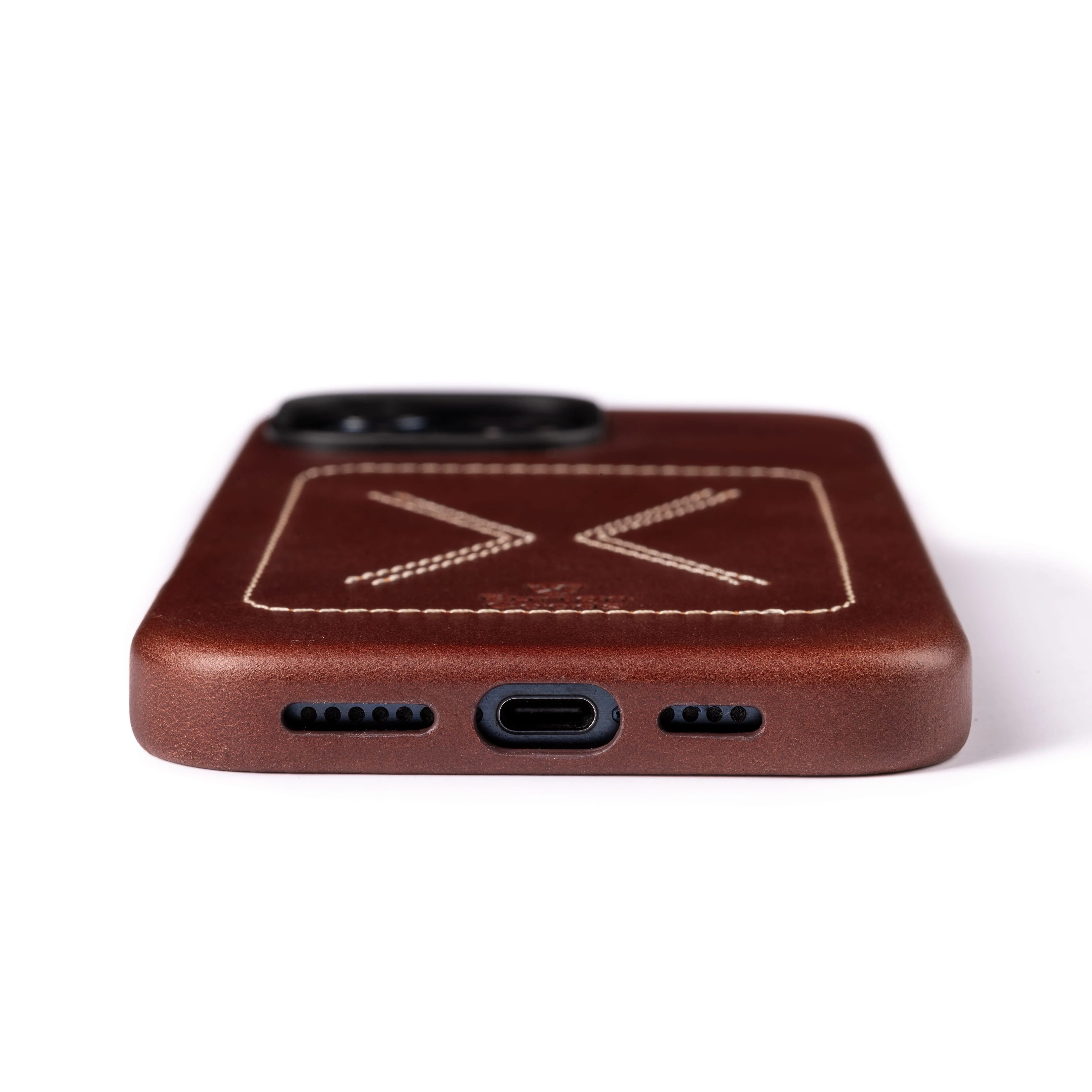Heritage Leather Case For iPhone 16 Pro Max - Image 7