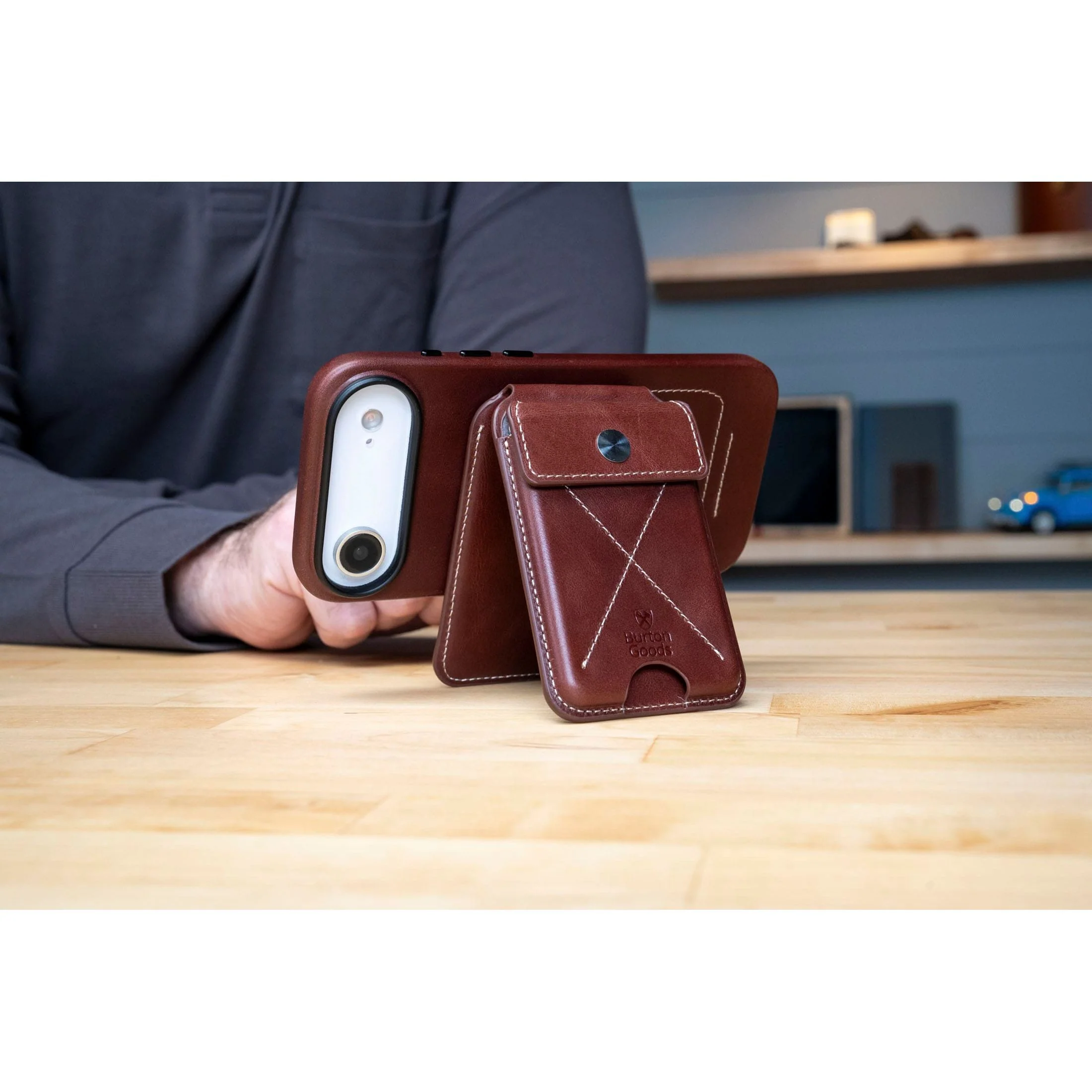 Heritage Leather Case For iPhone 17 Air - Image 6