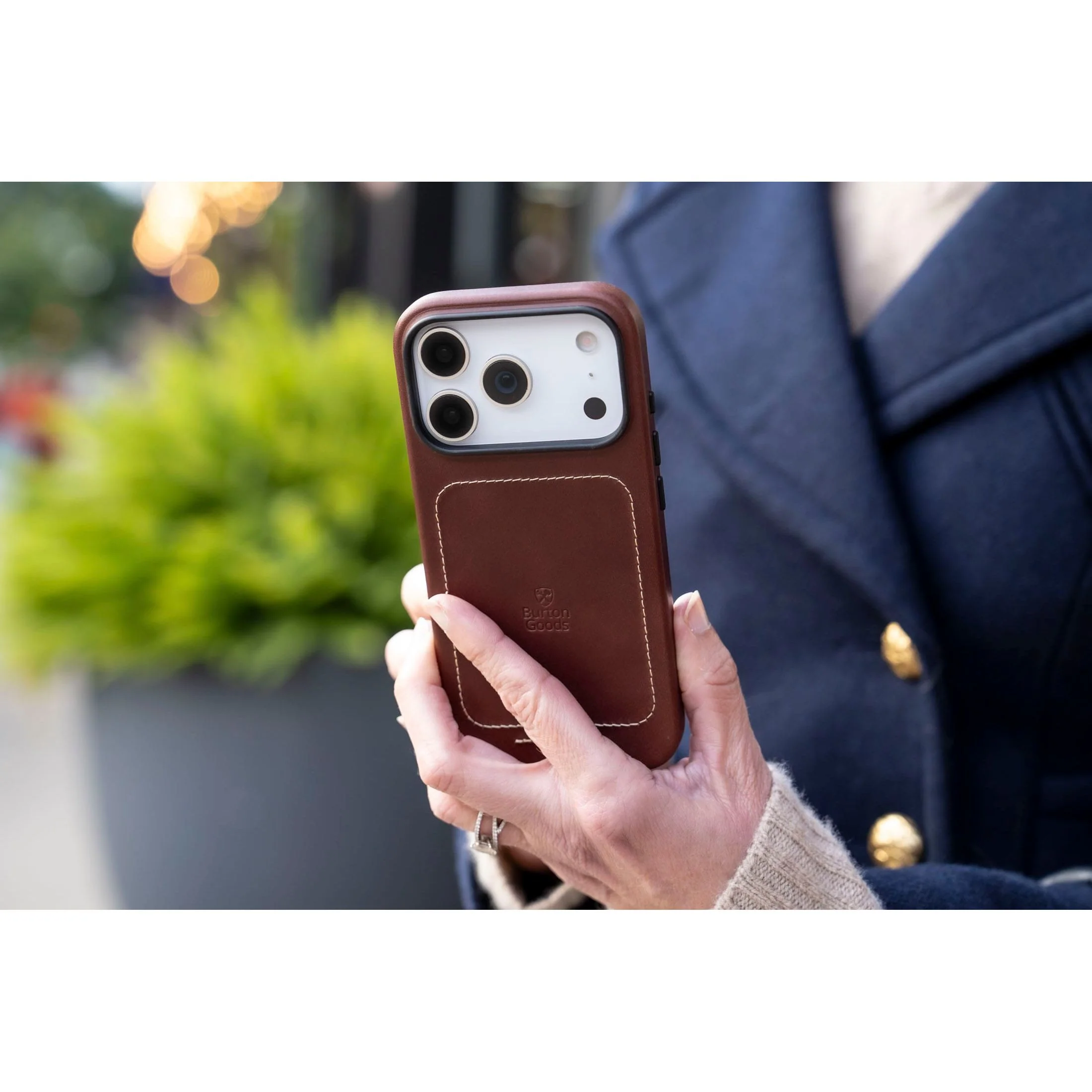 Heritage Leather Case For iPhone 17 Pro - Image 5