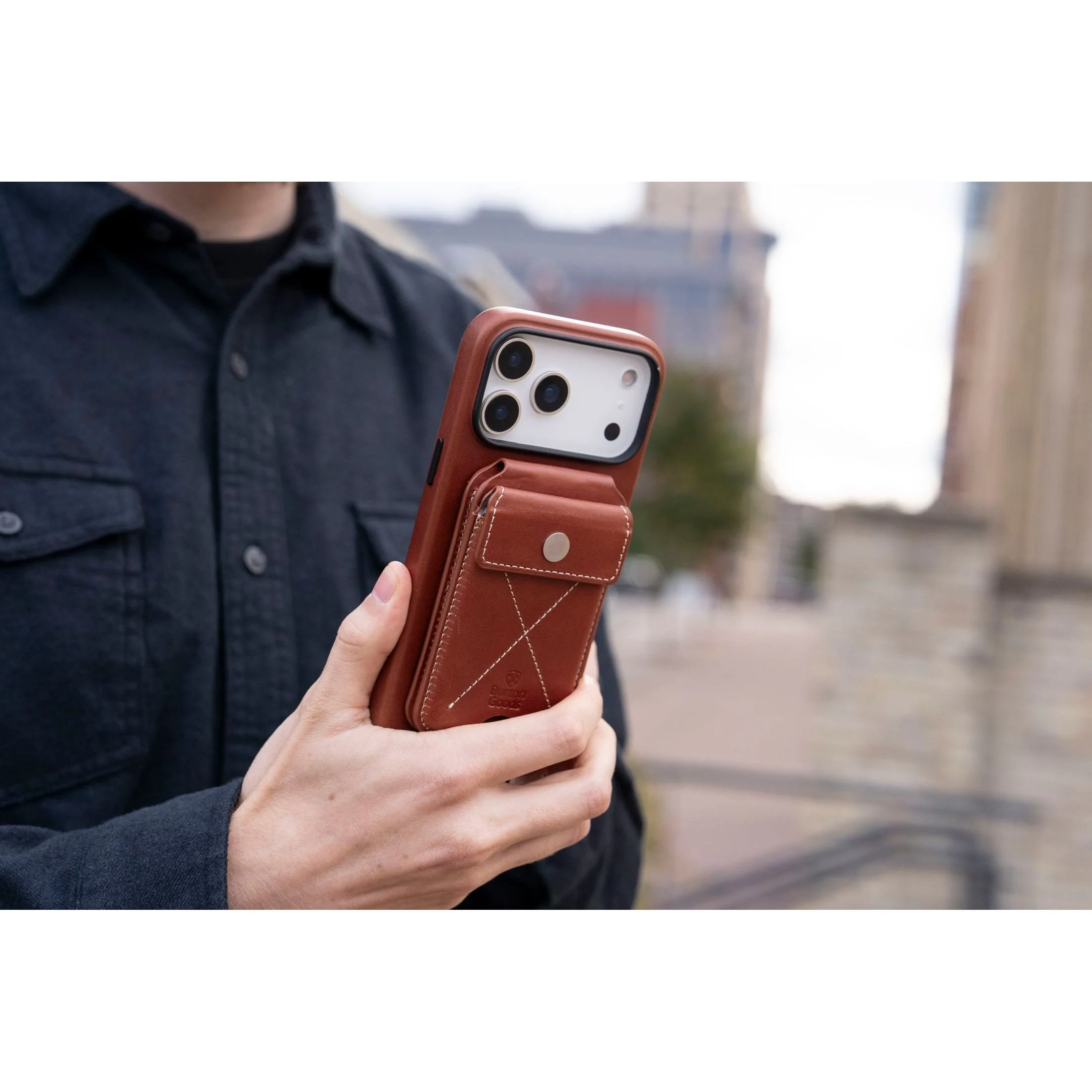 Heritage Leather Case For iPhone 17 Pro Max - Image 11