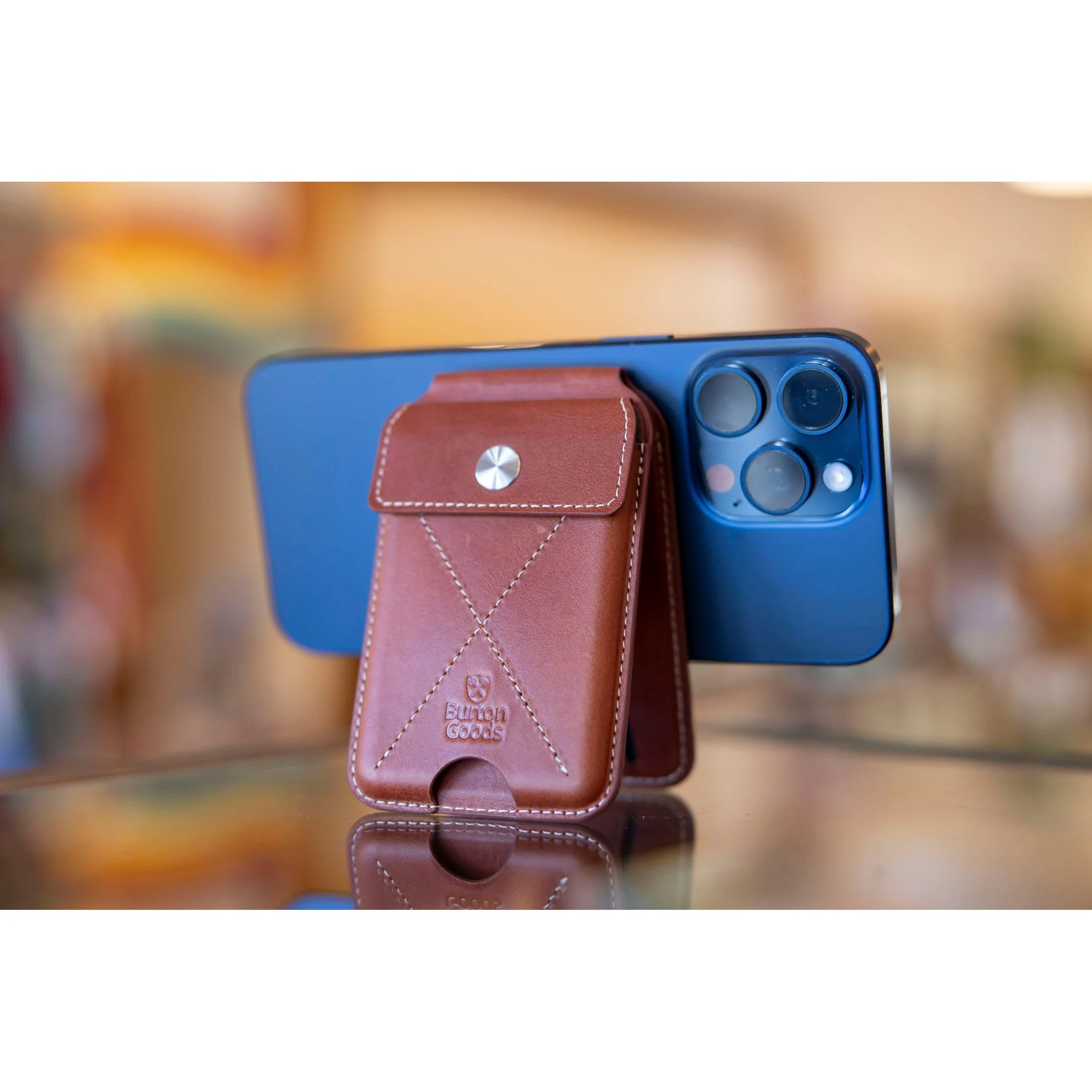 Heritage MagSafe Wallet Stand - Image 13