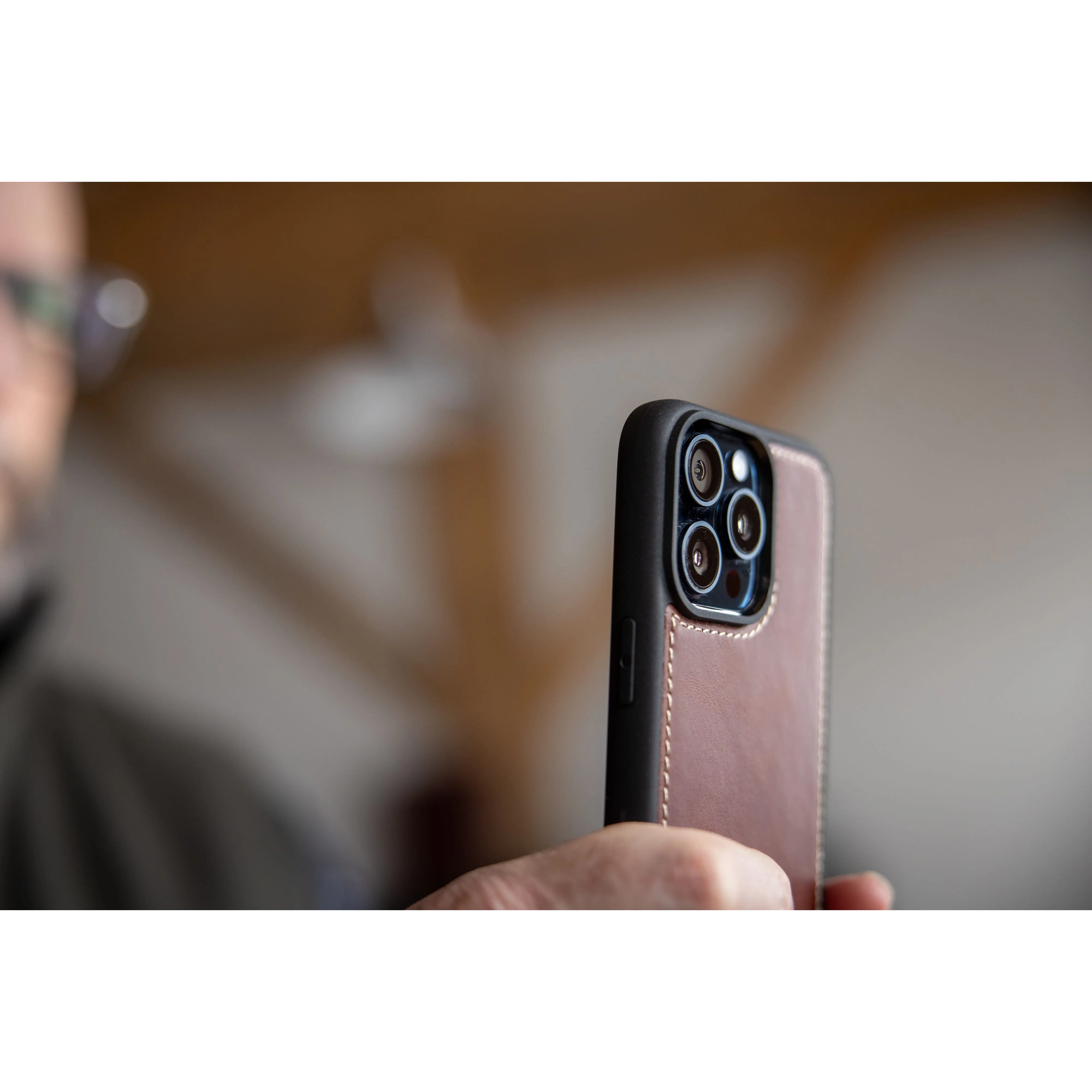 Leather Case For iPhone 15 Pro - Image 5