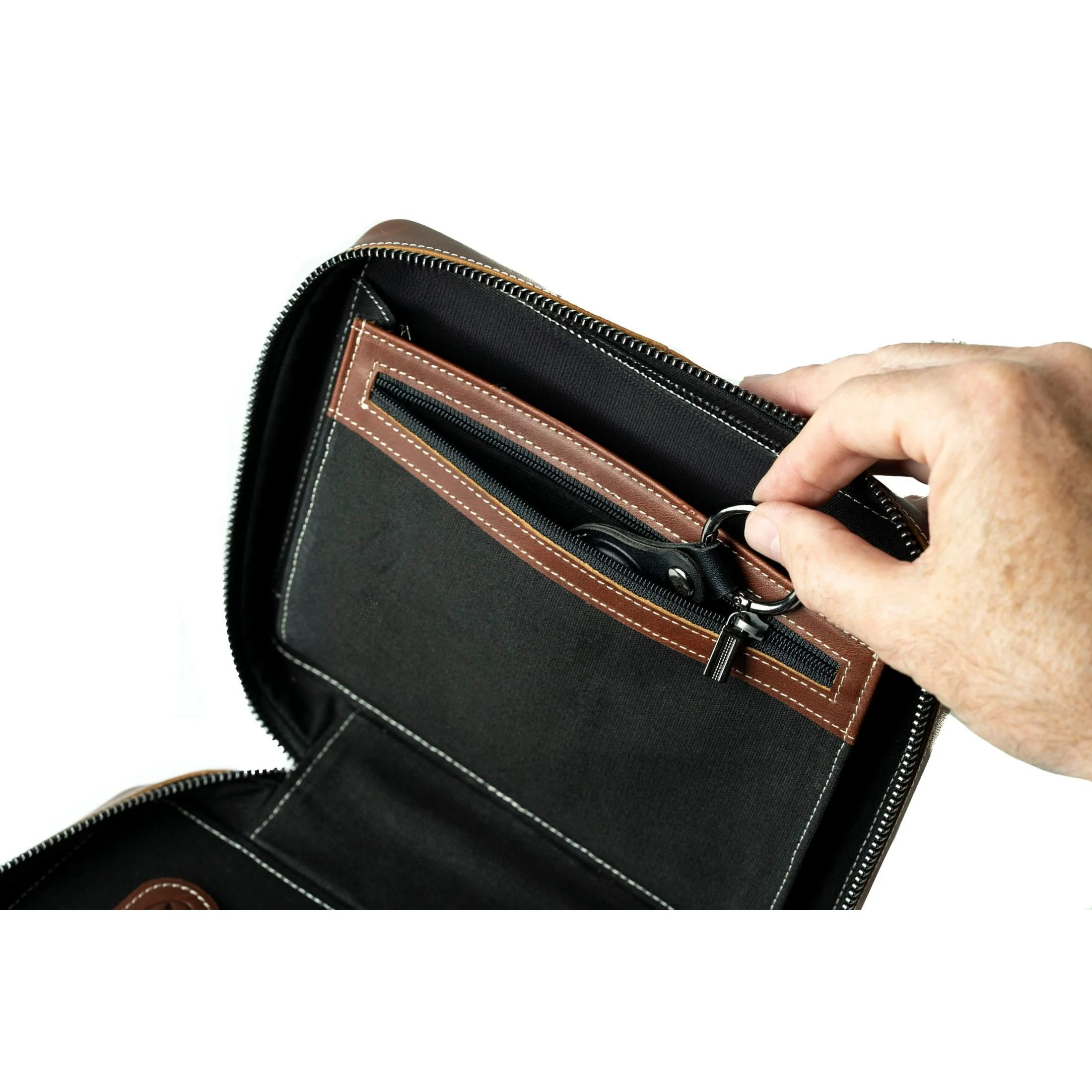Leather Techfolio Cord Organizer - Image 10
