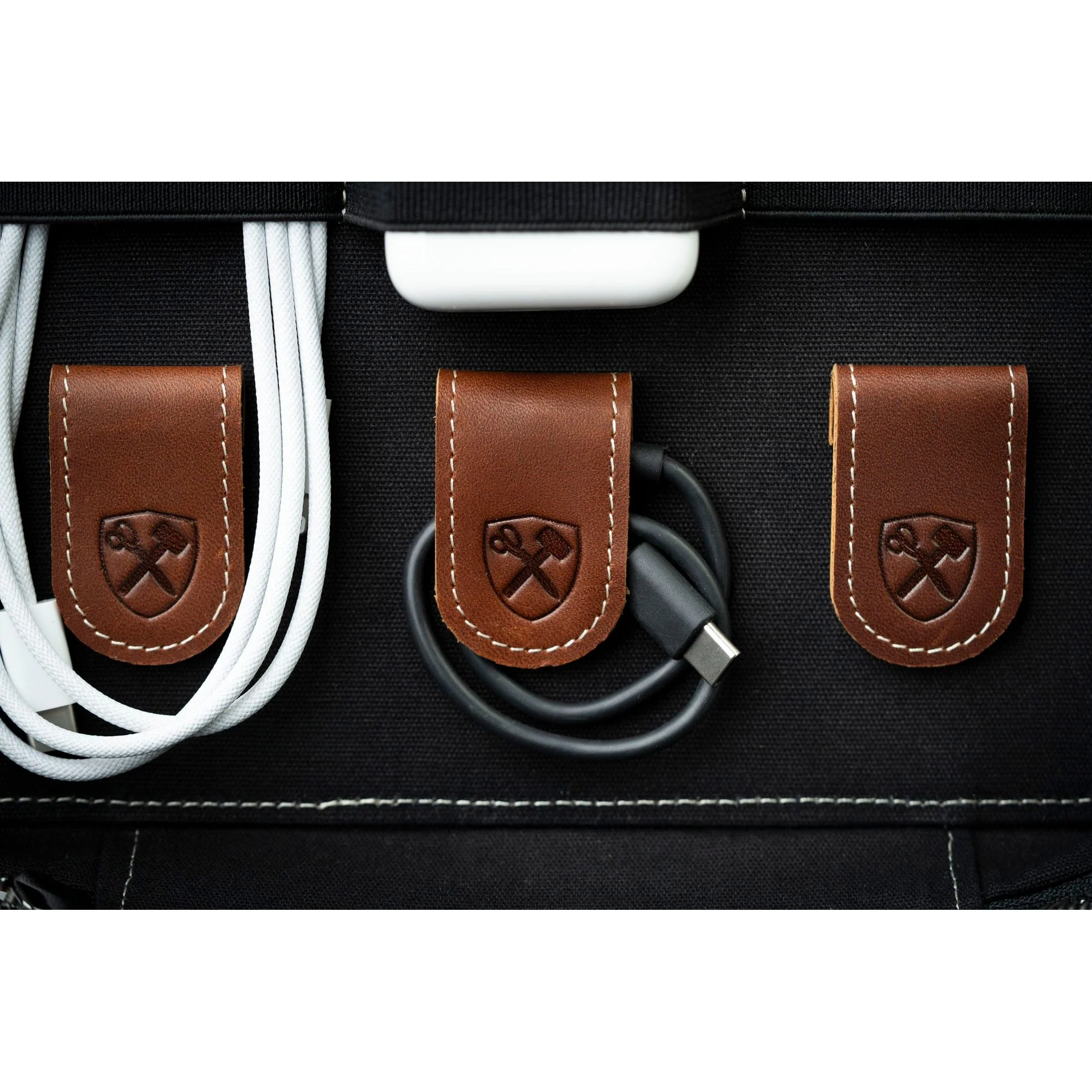 Leather Techfolio Cord Organizer - Image 9