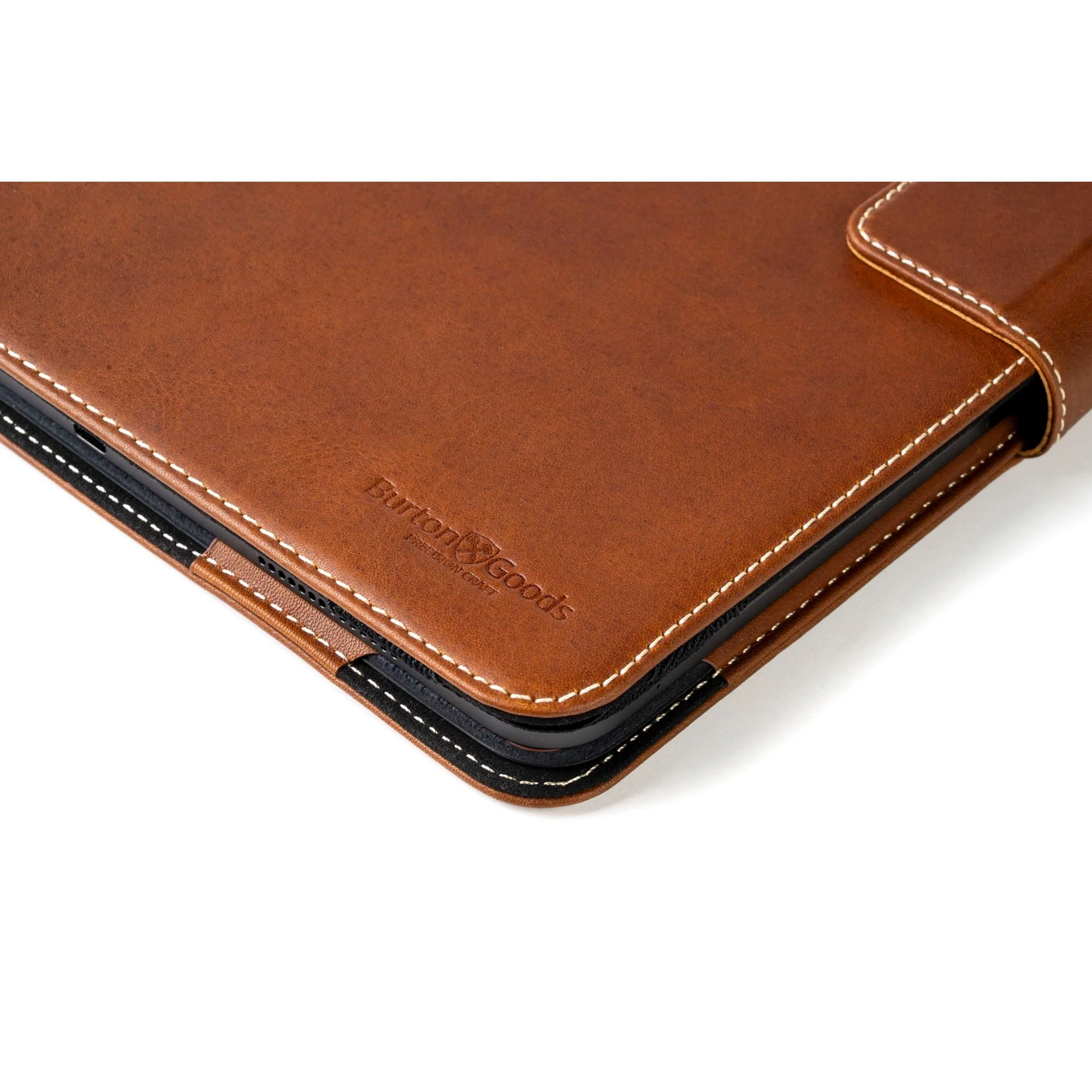 Limited Edition: Magic Keyboard Leather Case iPad Air 13 - Image 8