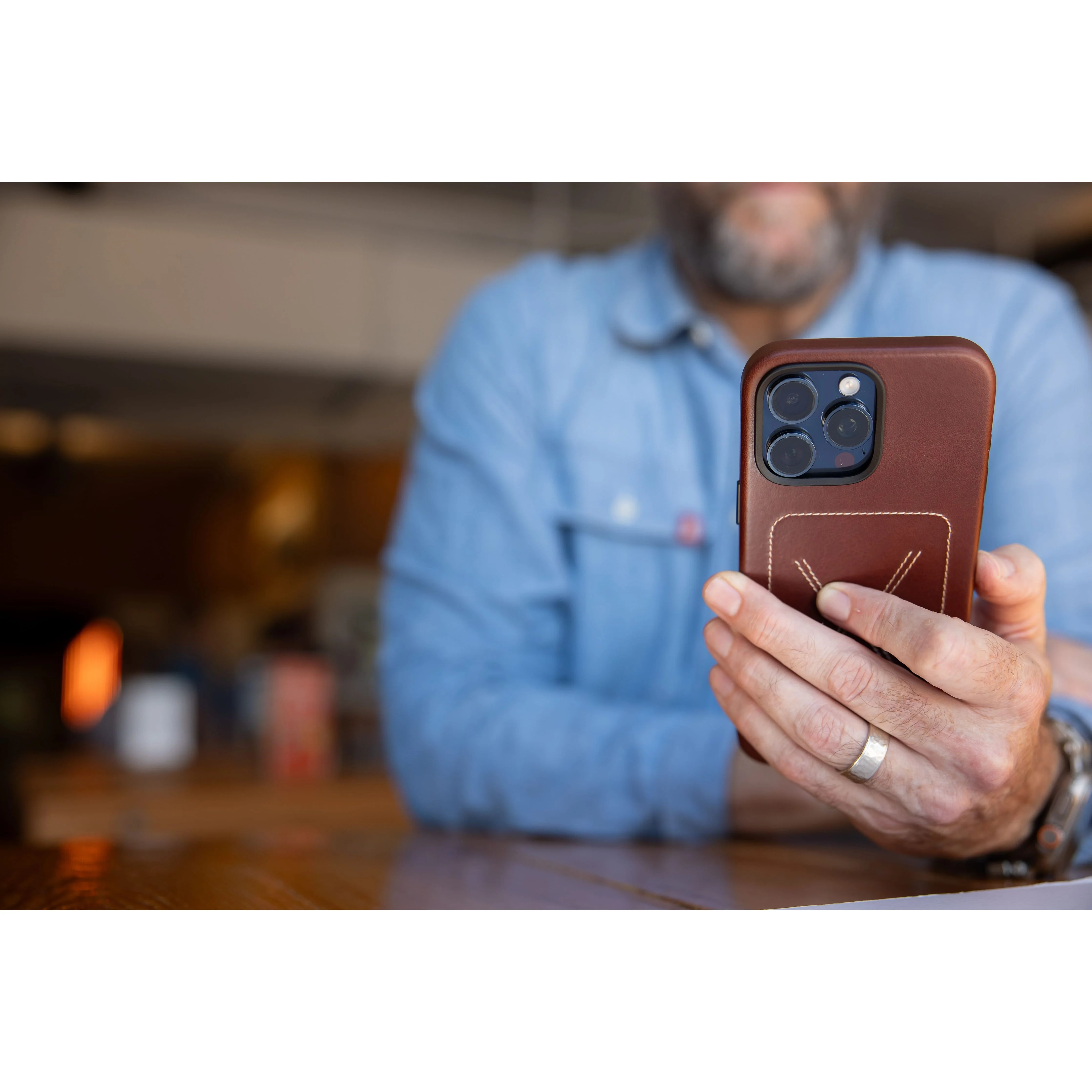 Heritage iPhone 16 Pro Max Bundle - Image 10