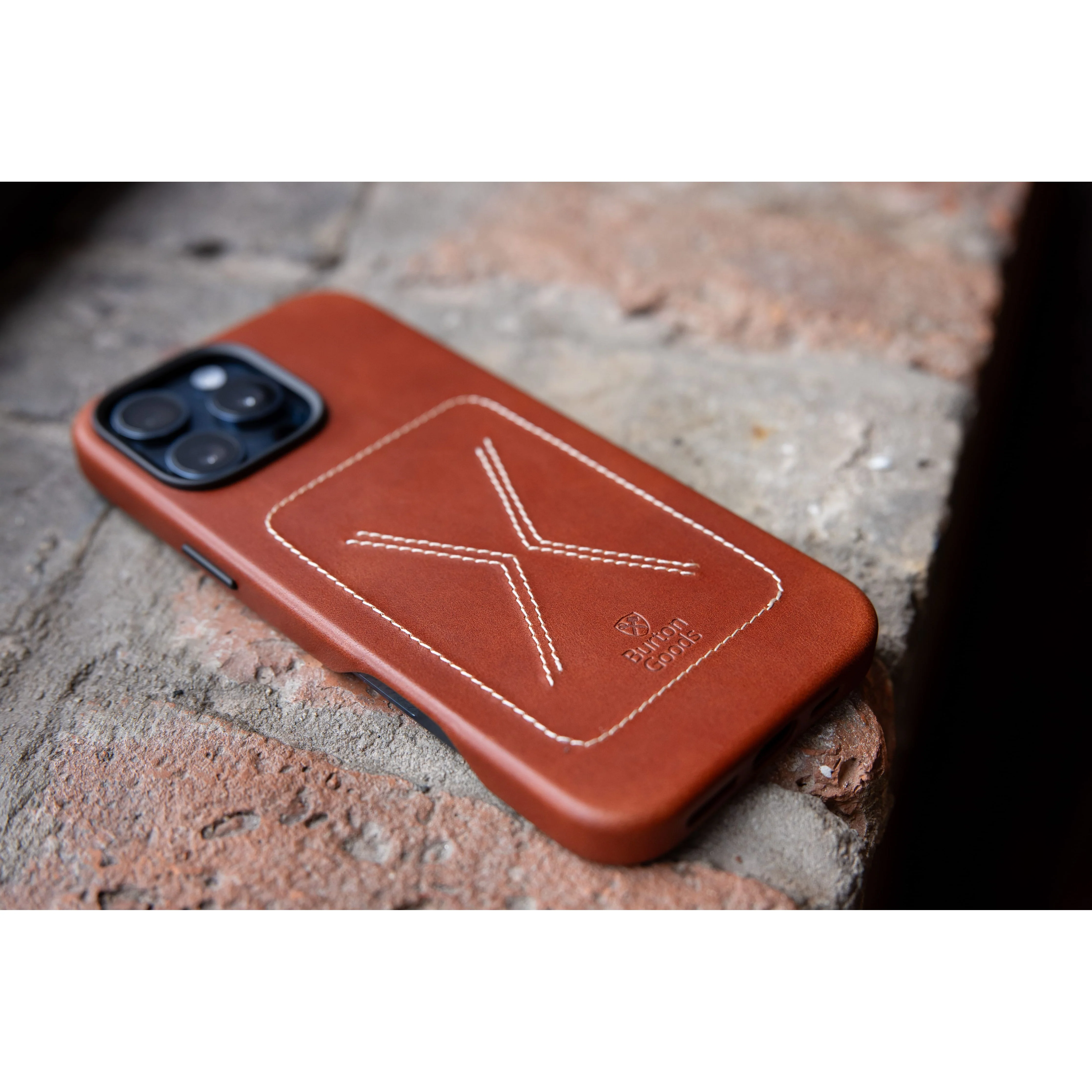 Heritage Leather Case For iPhone 16 Pro Max - Image 6