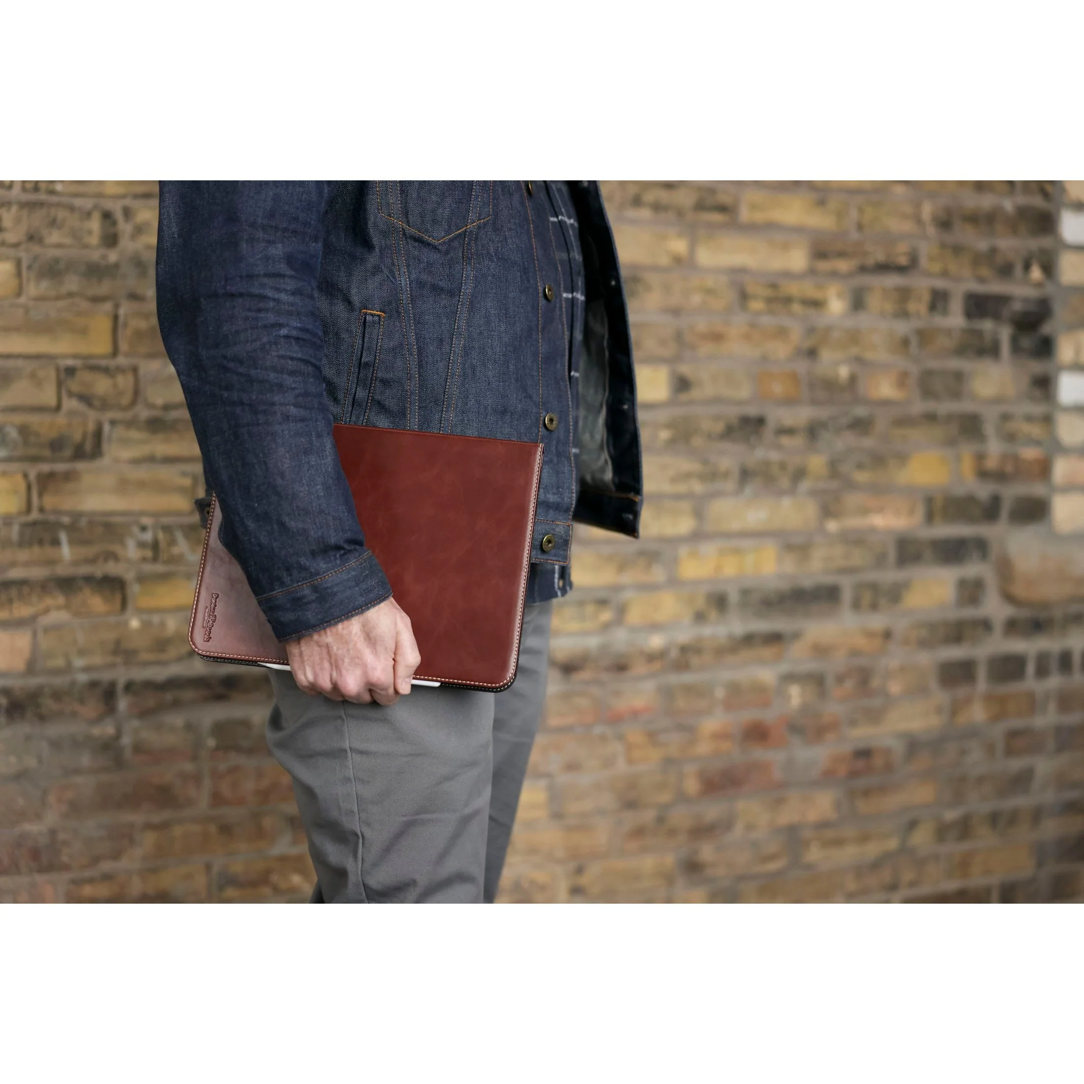 Magic Keyboard Leather Case For iPad Air 13" - Image 8