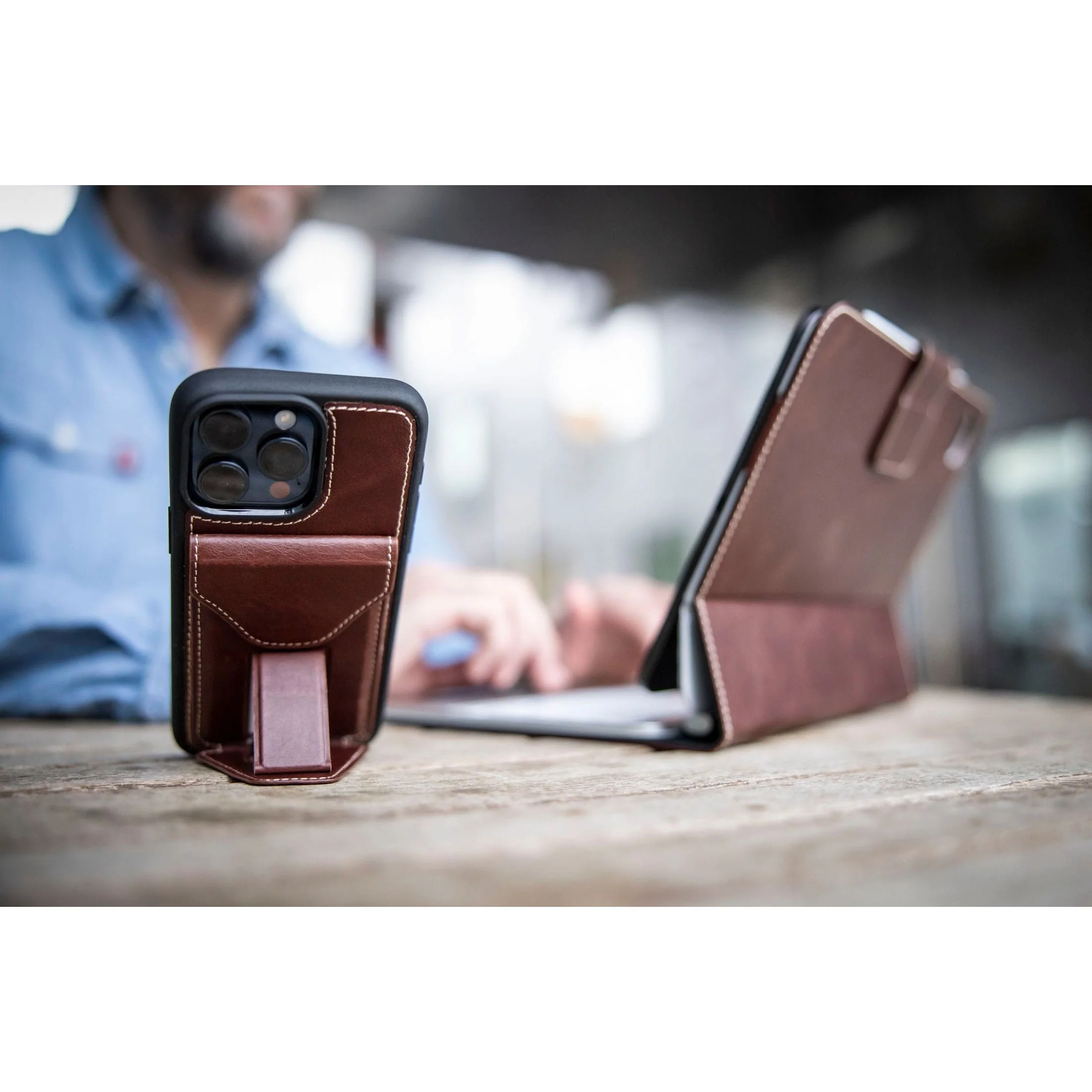 Slim Magsafe Leather Wallet Stand - Image 5