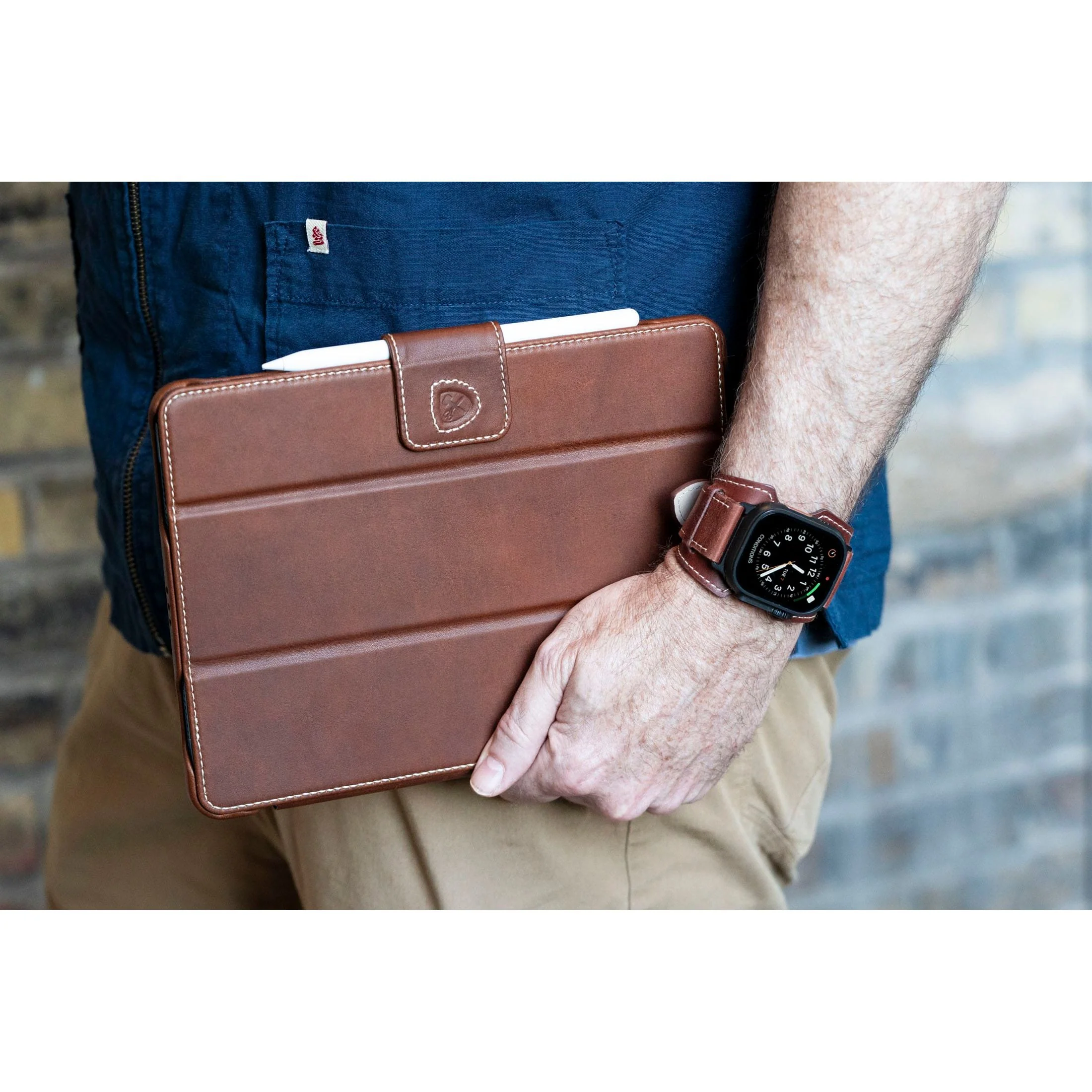 Classic Leather iPad Air Case - Image 2
