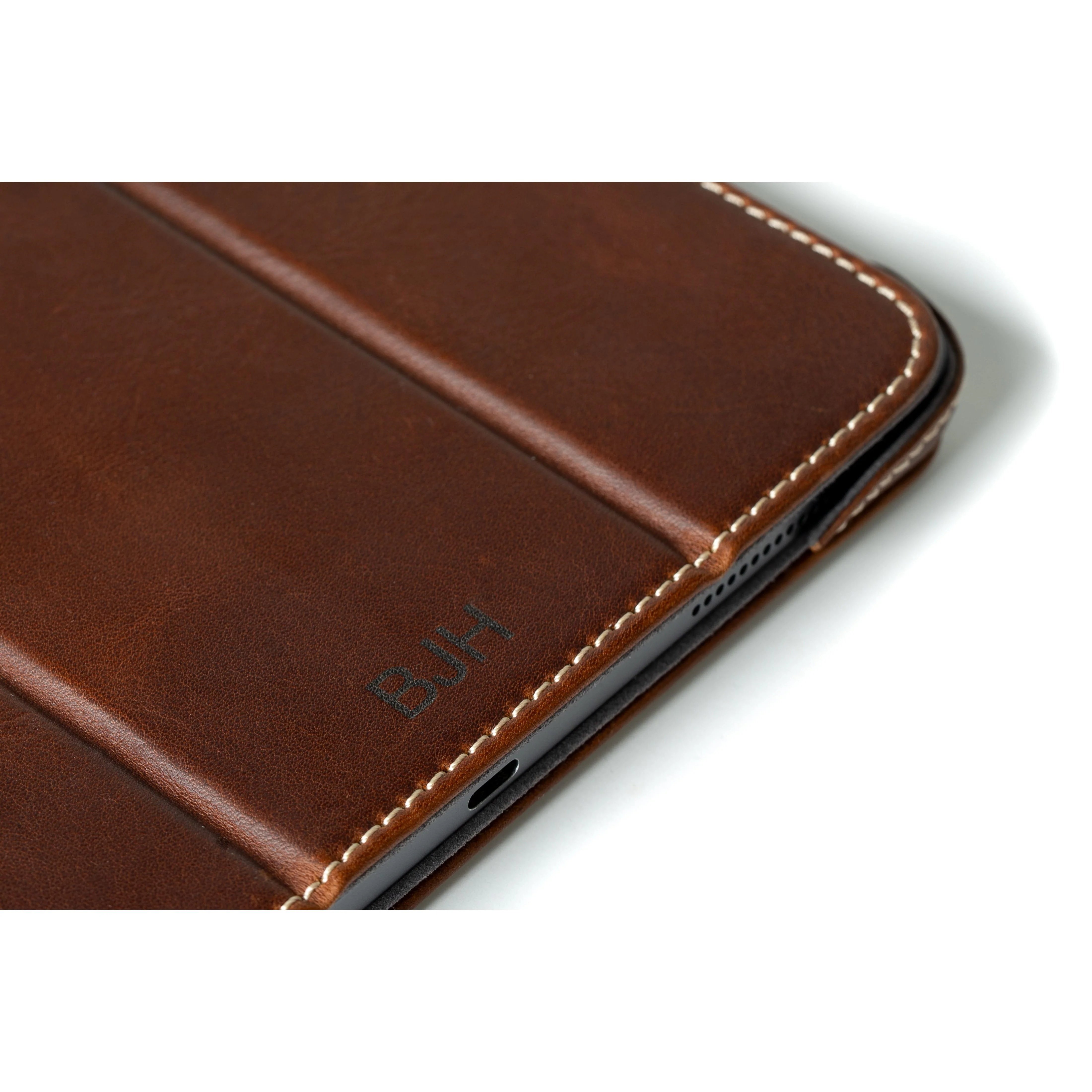 Slim Magnetic Leather Case M5 / M4 iPad Pro 11" - Image 4