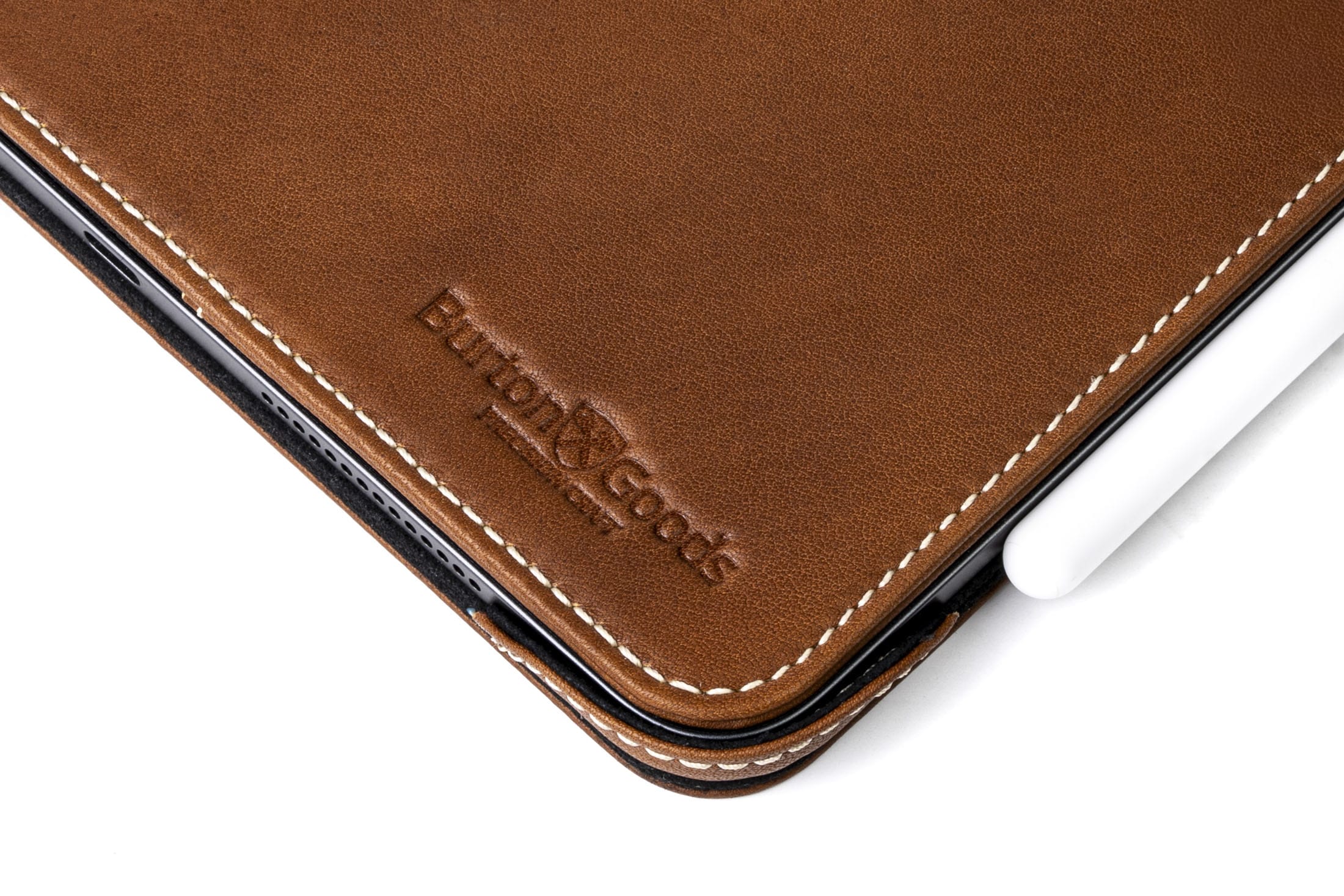 Limited Edition: Magnetic Leather Case M5 / M4 iPad Pro 11" - Image 15
