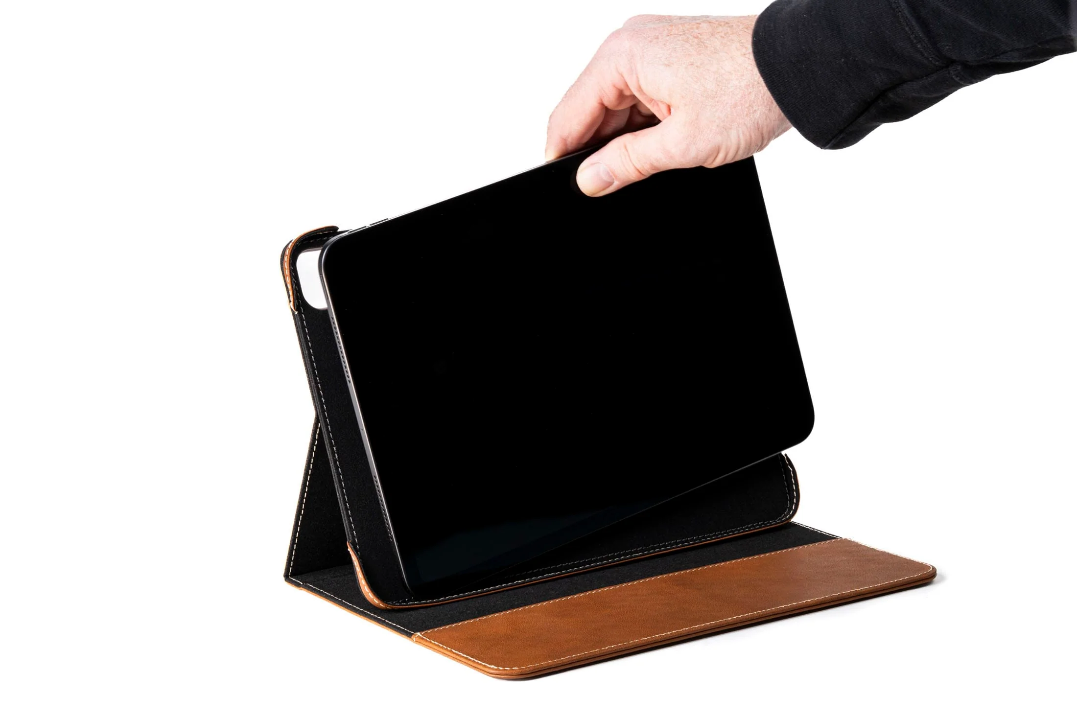 Limited Edition: Magnetic Leather Case M5 / M4 iPad Pro 11" - Image 8